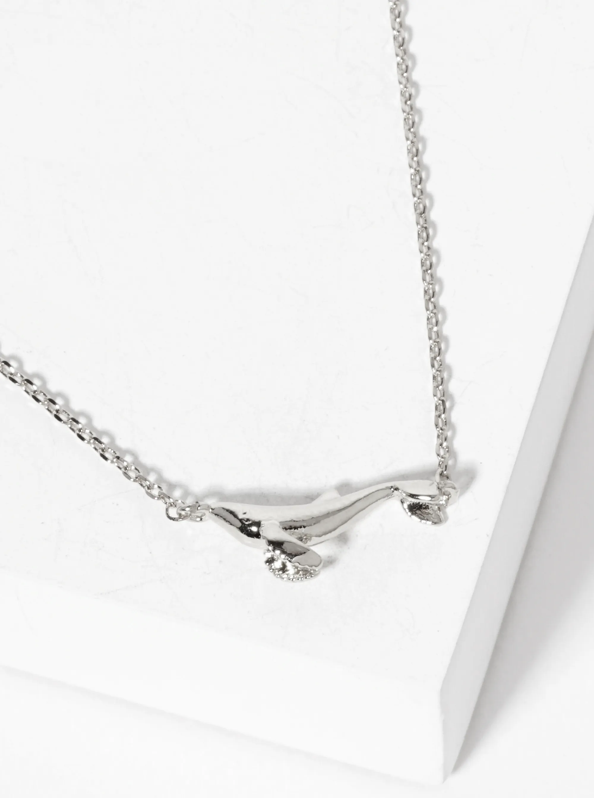 Sea-Life-Theme Free-as-the-Ocean Whale Pendant 18K-Gold-Dipped Necklace