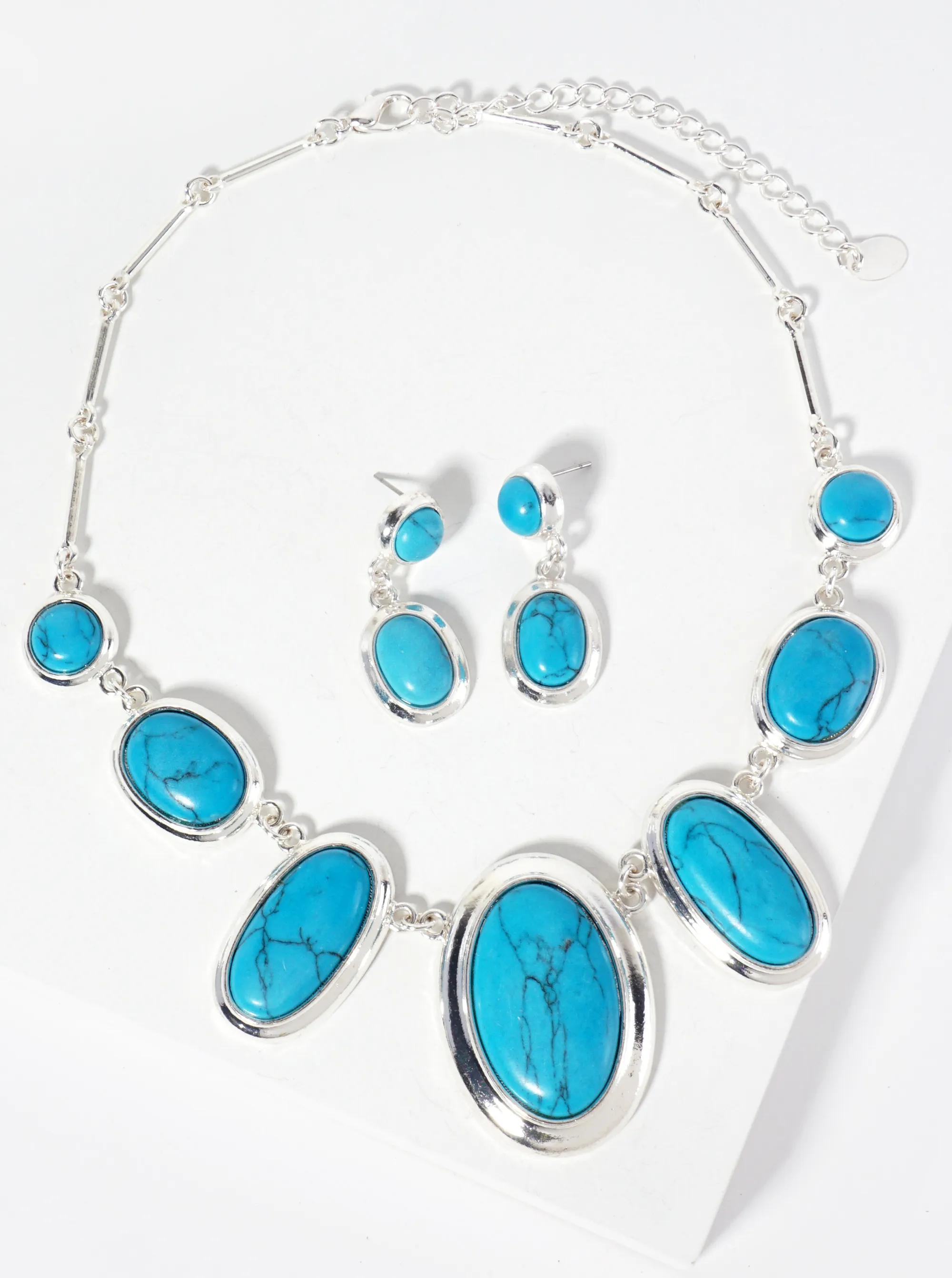 Graduated Oval-Shape Semi-Precious Natural-Stone Bohemian Necklace Set-with-Earrings