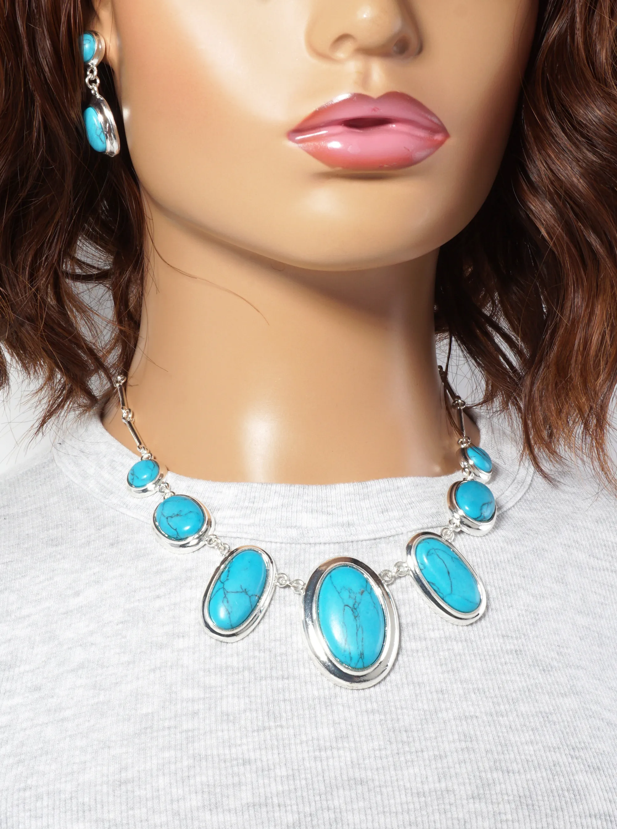 Graduated Oval-Shape Semi-Precious Natural-Stone Bohemian Necklace Set-with-Earrings