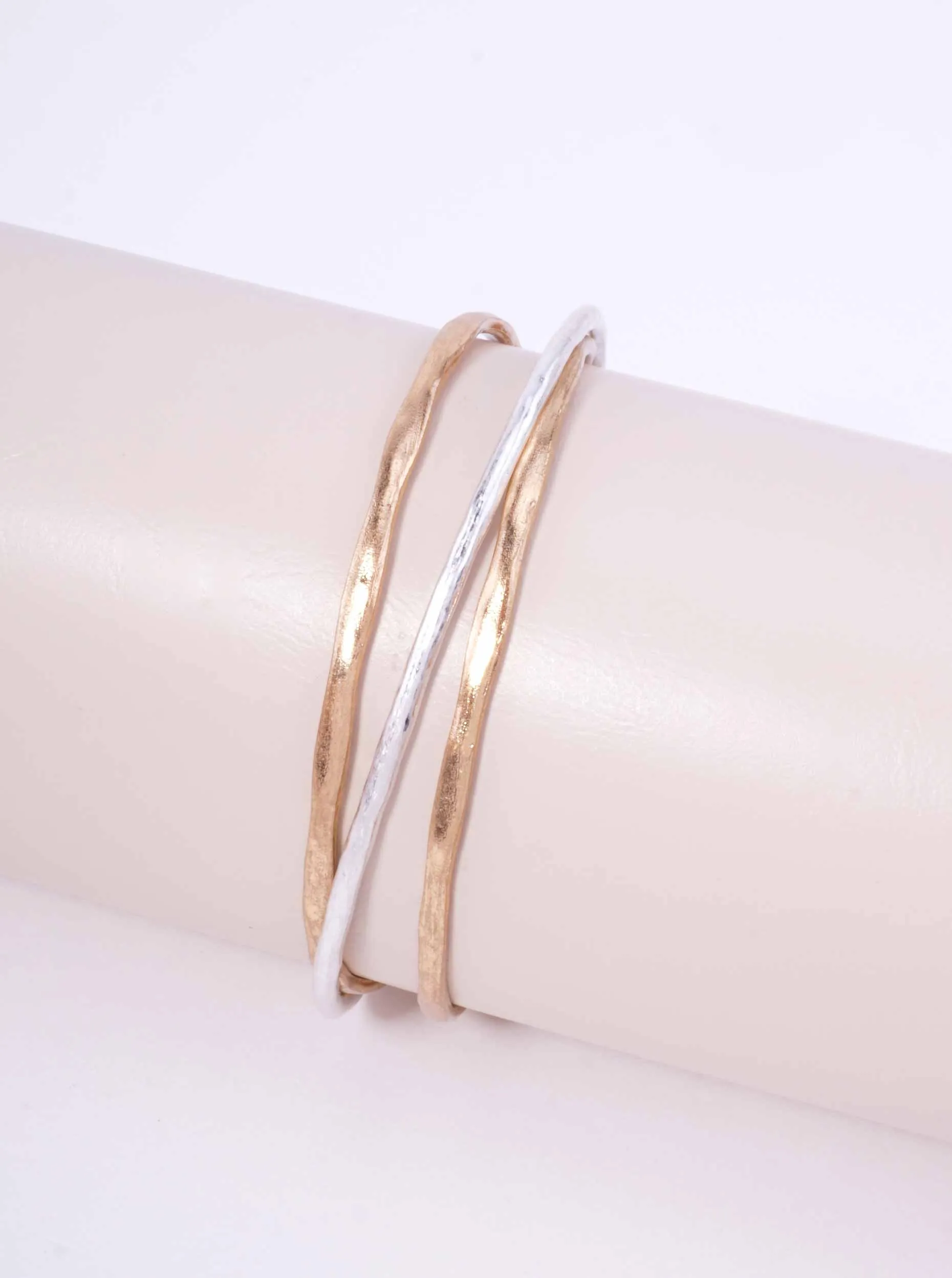 Two-Tone Hammered Zinc Alloy Cuff Bracelet  WGWS