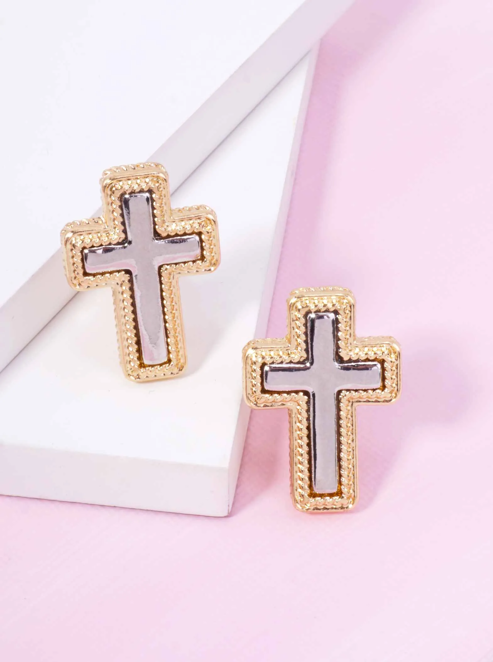Two-Tone Polished Rope Cross Clip-on Earrings GDRH