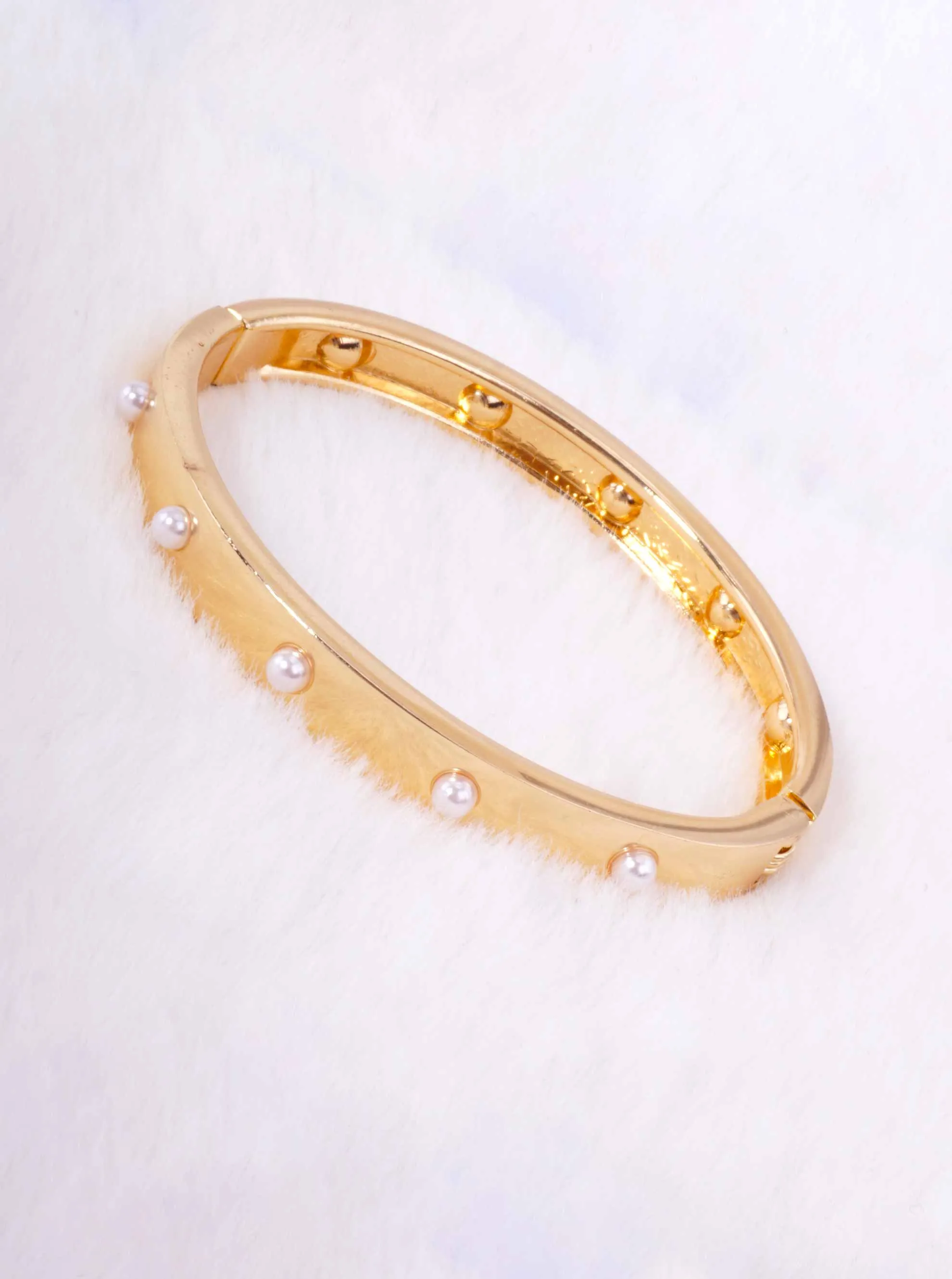 Pearlized Oval Hinged Polished Bangle Bracelet GDPR