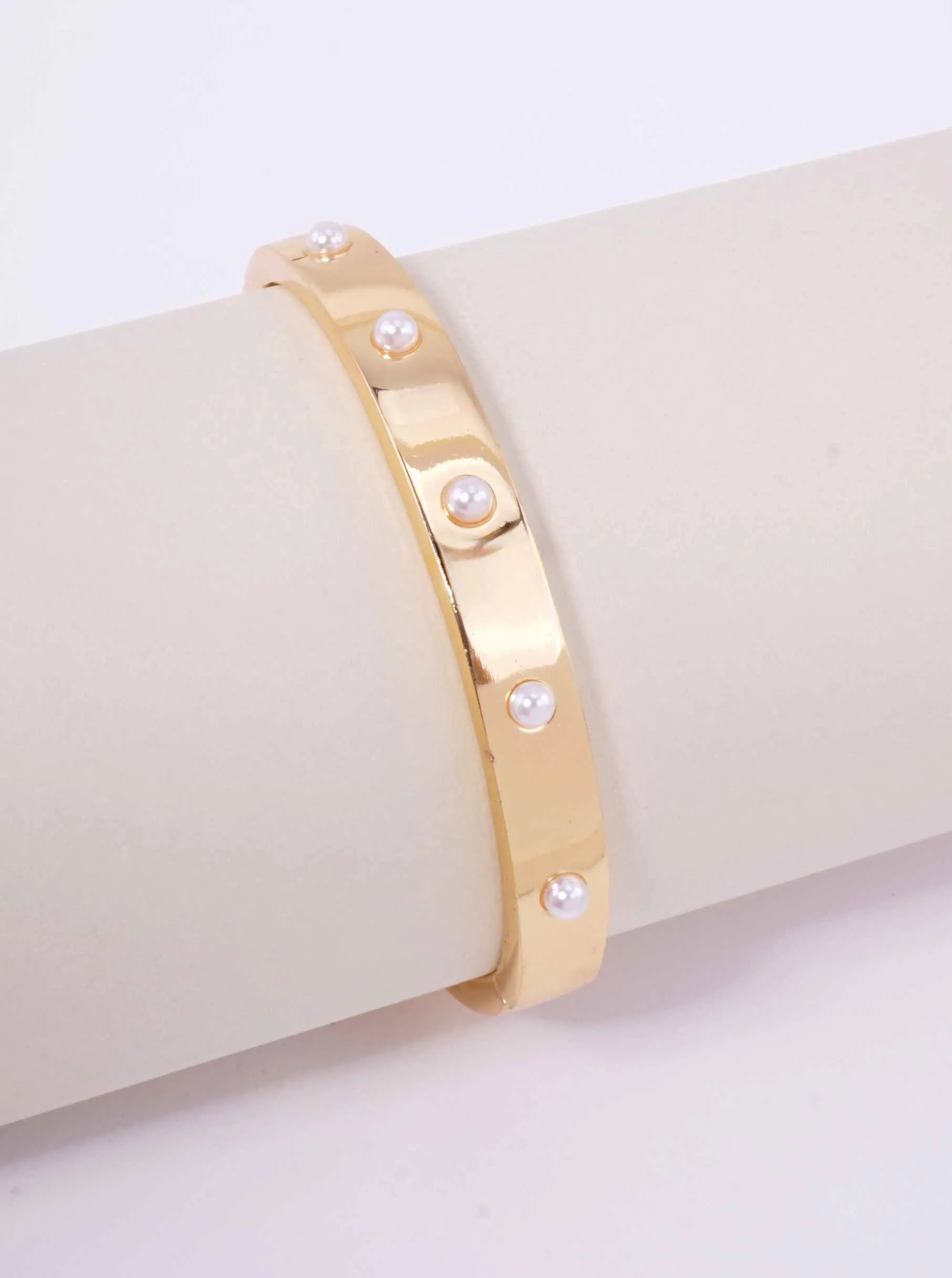 Pearlized Oval Hinged Polished Bangle Bracelet GDPR