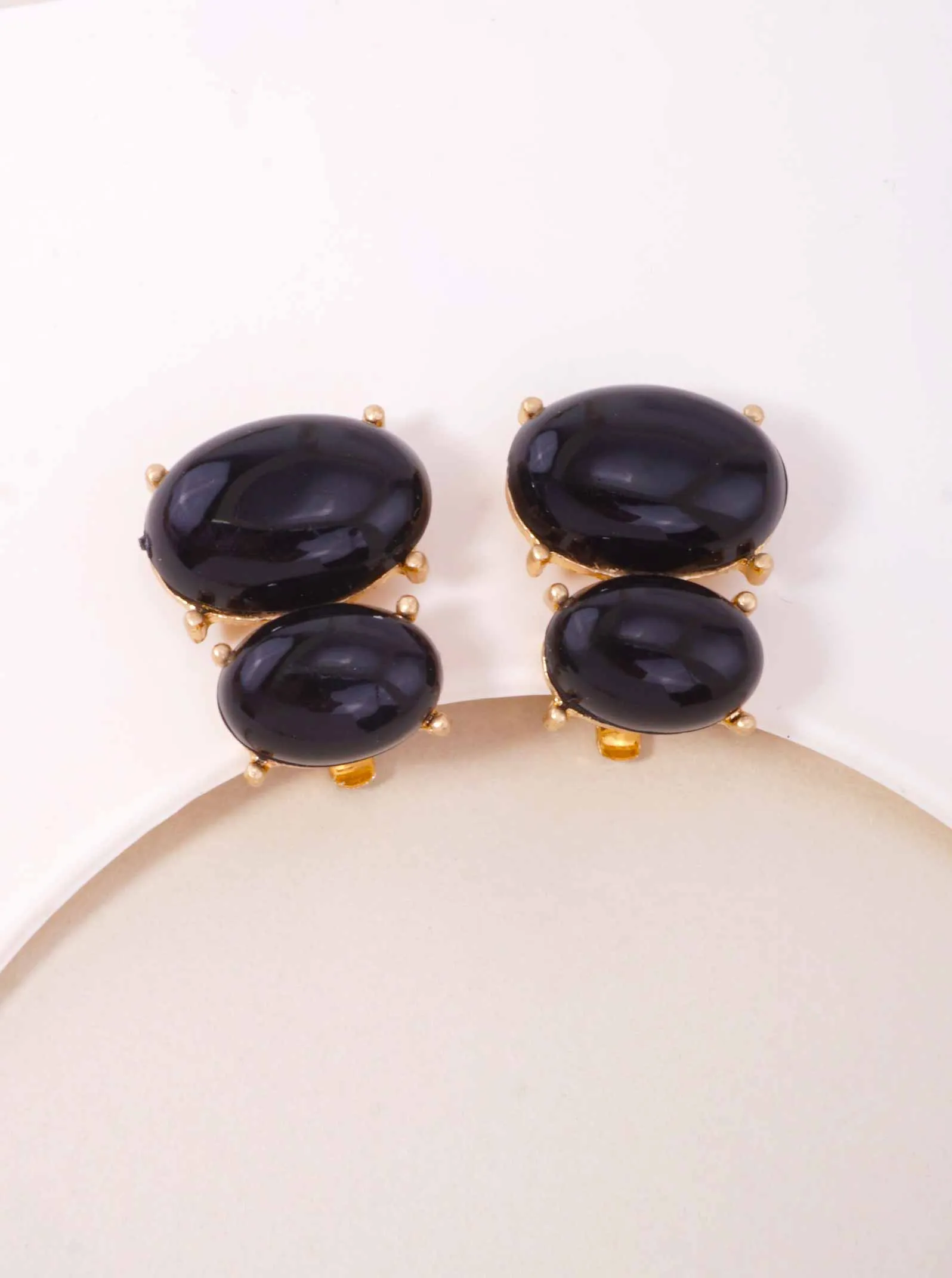 Worn Gold Black Classic Pearlized Double Oval Clip-On Earrings
