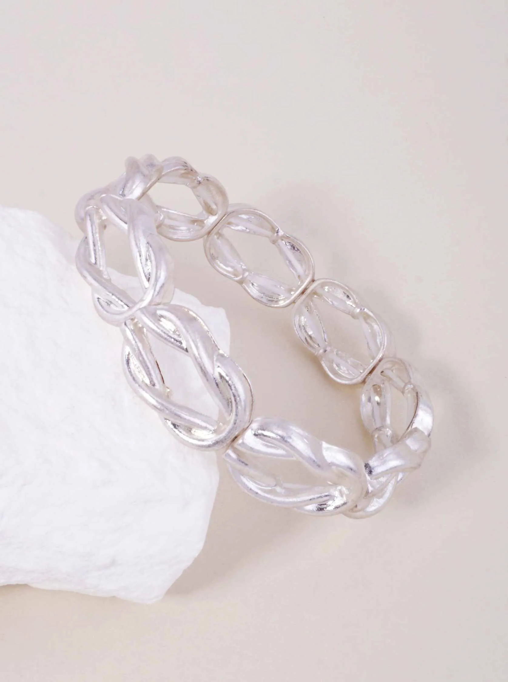 Oval Twisted Adjustable Stretch Bracelet