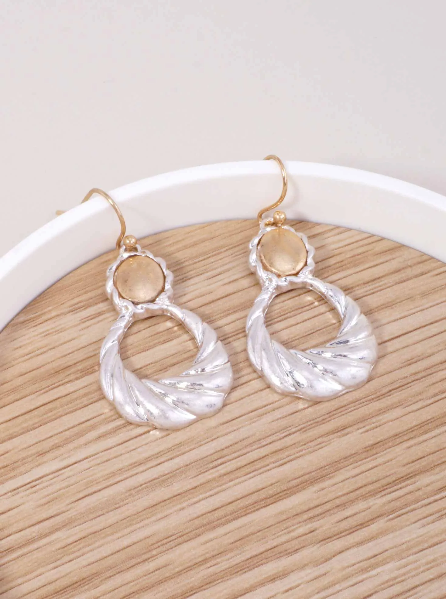 Twisted Matte Geometric Round Drop Earrings